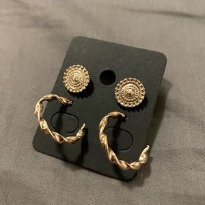 2-pair small hook gold earring set